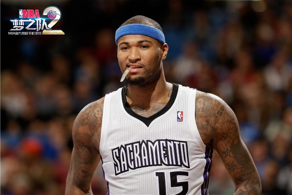 《NBA梦之队2》内线巨星对决 考辛斯VS戴维斯