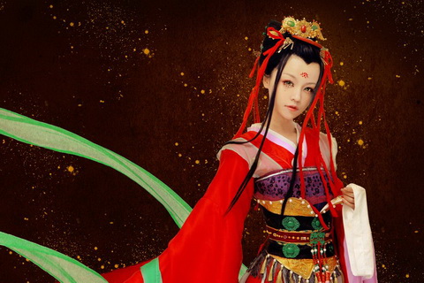 猜猜她是谁《墨之刃》邀美女coser代言