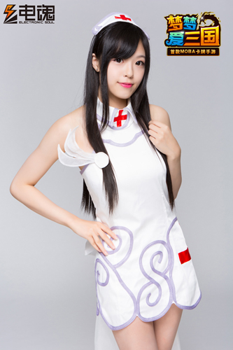 大饱眼福 《梦梦爱三国》CJ展台性感妹纸提前看