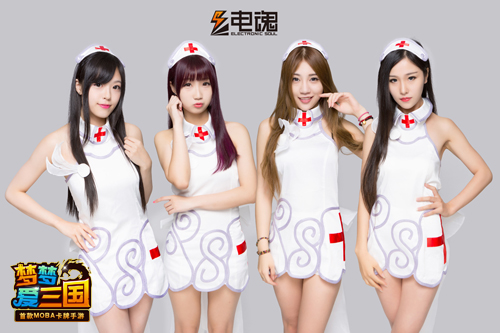大饱眼福 《梦梦爱三国》CJ展台性感妹纸提前看
