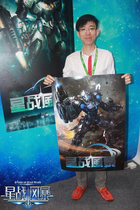 盗版去shi  看《星战风暴》虐盗版小婊砸