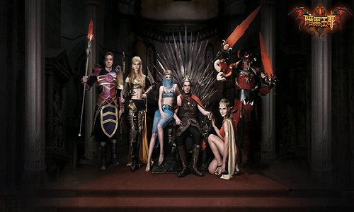 《暗黑王座》美女野兽巅峰体验 静态电影发布