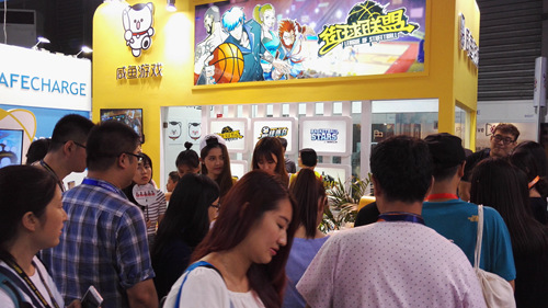直击ChinaJoy现场 咸鱼游戏展台人气爆棚