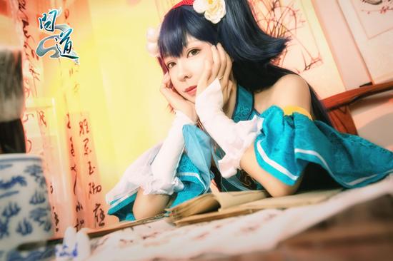 配图3:《问道》coser女水精美原画